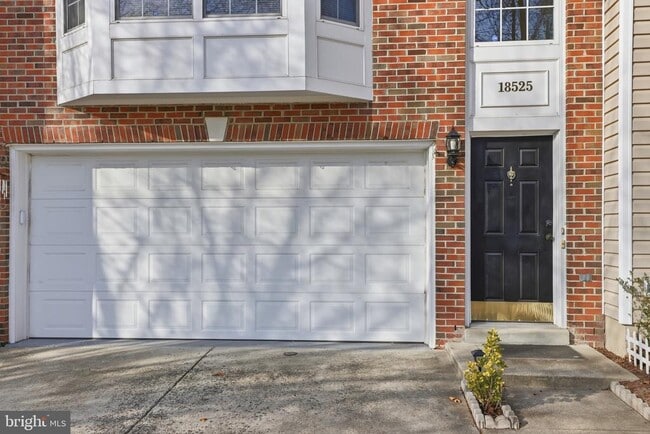 property at 18525 Sierra Springs Square