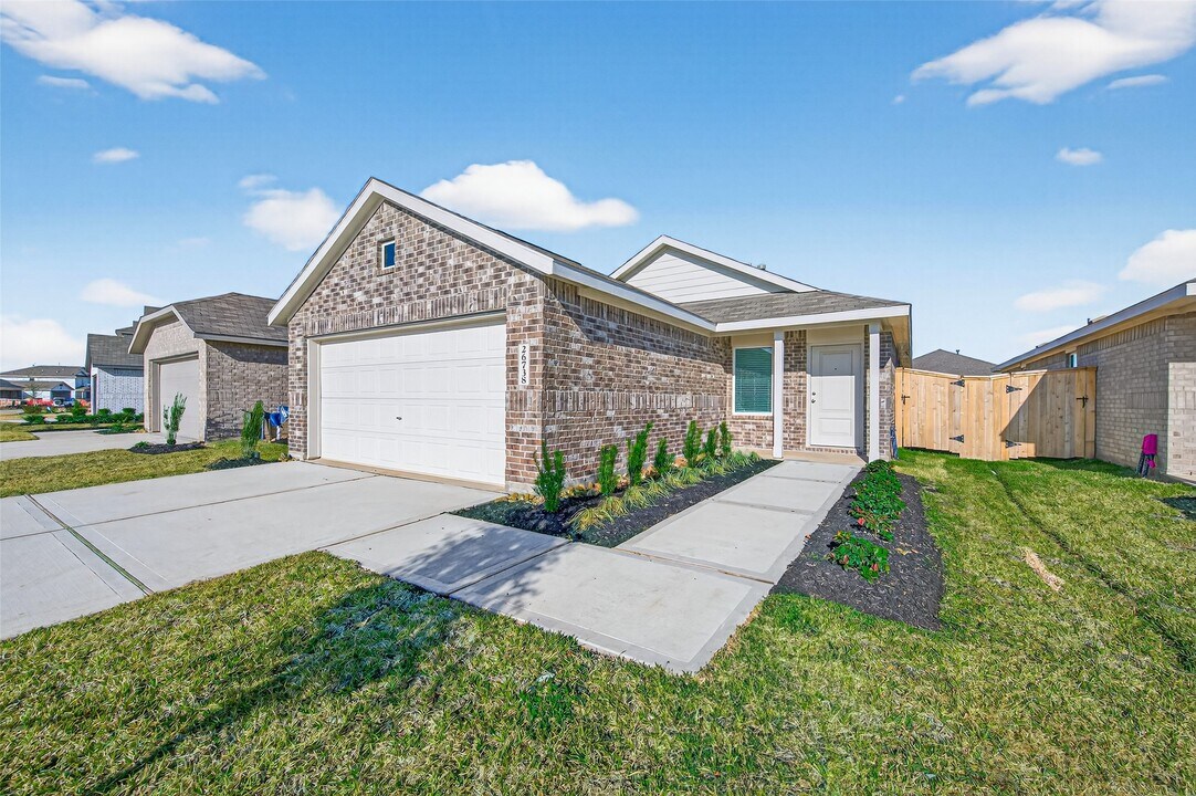 26738 Cascade Sunrise St in Park Row, TX - Building Photo