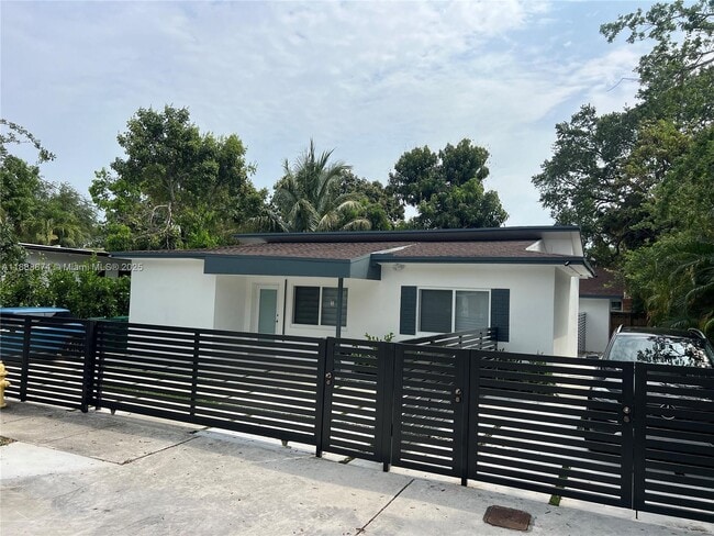 5511 NW 1st Ave in Miami, FL - Building Photo - Building Photo