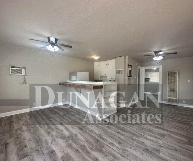 2215 Turner St in Carlsbad, NM - Building Photo - Building Photo