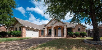 608 Vanilla Ct in Desoto, TX - Building Photo - Building Photo
