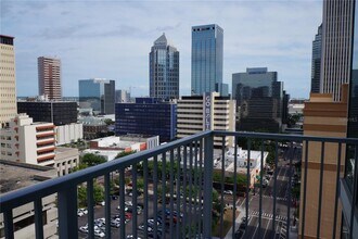 777 N Ashley Dr in Tampa, FL - Foto de edificio - Building Photo