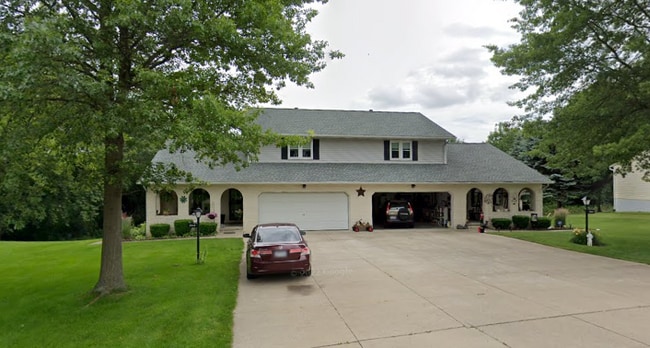 3951 Lake Vista Rd, Unit 3951 in Coventry Township, OH - Building Photo - Building Photo