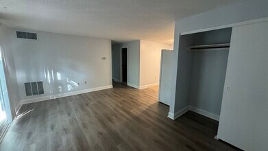 38 Silver Hill Ln in Natick, MA - Building Photo - Building Photo