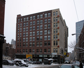 Essex Apartments, 81 in Boston, MA - Building Photo - Building Photo