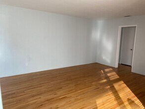 4830 Elsa Rd in San Diego, CA - Building Photo - Building Photo