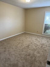 107b Crow Dr in Leesburg, GA - Foto de edificio - Building Photo