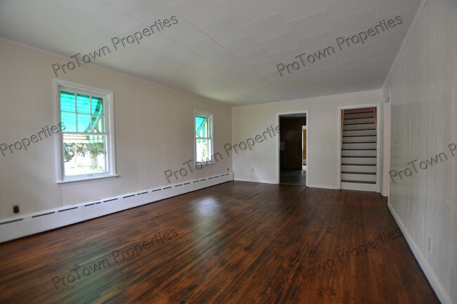 211 Doris Ave in Joliet, IL - Foto de edificio - Building Photo