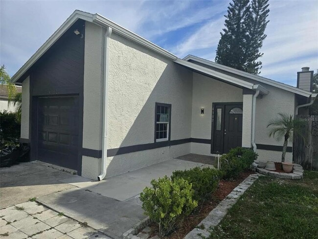 4302 Venice Dr in Land O Lakes, FL - Building Photo - Building Photo