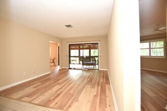 6 Broadmore Cir in Palm Coast, FL - Building Photo - Building Photo