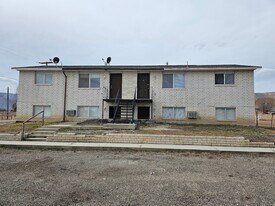 215 N 400 W in Ferron, UT - Building Photo
