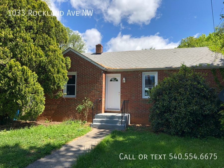 1033 Rockland Ave NW in Roanoke, VA - Building Photo