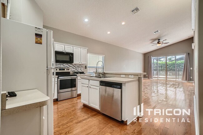 1844 Morning Star Dr in Clermont, FL - Building Photo - Building Photo