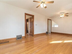 1356 G Ave NE in Cedar Rapids, IA - Building Photo - Building Photo