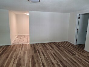 11048 Orpha Rd in Farmington, AR - Building Photo - Building Photo