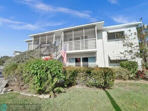 1115 SE 14th Pl in Fort Lauderdale, FL - Foto de edificio - Building Photo