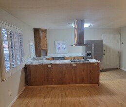 1650 Belcastro St in Las Vegas, NV - Building Photo - Building Photo