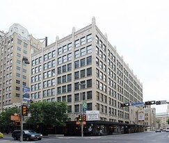 Brady Building in San Antonio, TX - Building Photo