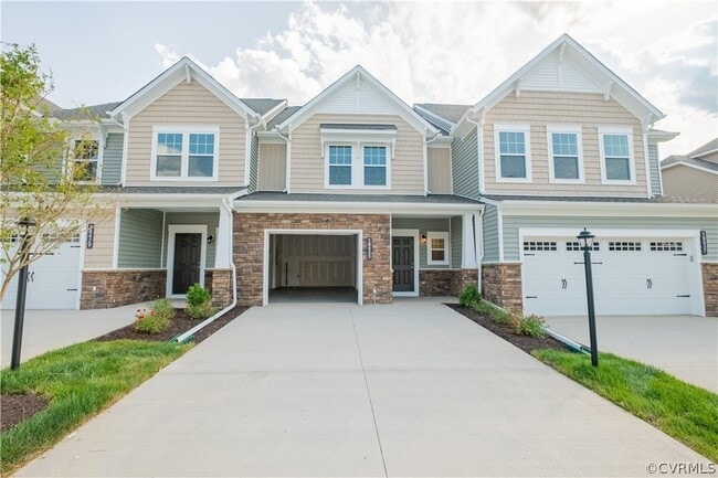 18433 Palisades Ct in Moseley, VA - Building Photo - Building Photo