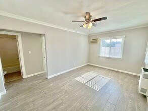 4517 Marmion Way, Unit 4517 in Los Angeles, CA - Foto de edificio - Building Photo
