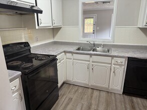 83 Armstead Dr in Stockbridge, GA - Building Photo - Building Photo