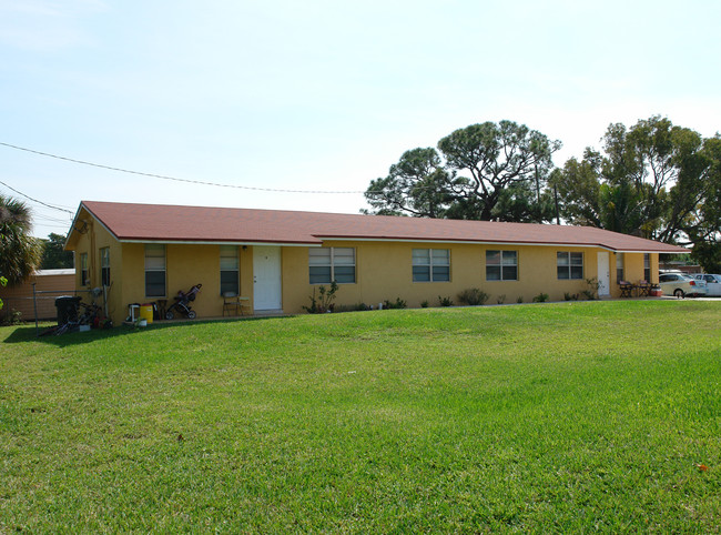 4073-4089 SW 52nd St in Fort Lauderdale, FL - Building Photo - Building Photo