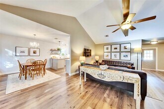523 Pigeon Forge Rd in Pflugerville, TX - Building Photo - Building Photo