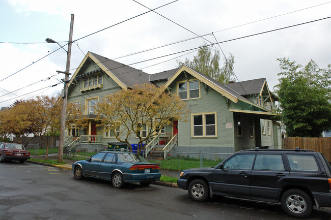 4016-4024 NE 6th Ave in Portland, OR - Building Photo - Building Photo