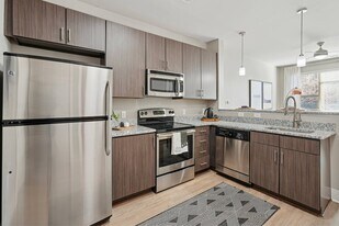 605 West End in Durham, NC - Building Photo