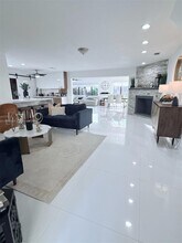 9495 Dominican Dr in Cutler Bay, FL - Building Photo - Building Photo