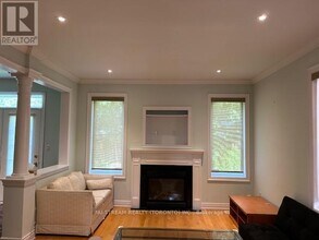 12 Preakness Dr in Toronto, ON - Building Photo - Building Photo