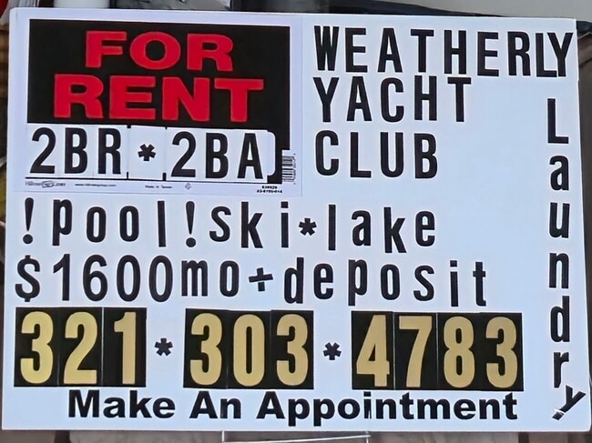 property at 903 W Oak Ridge Rd