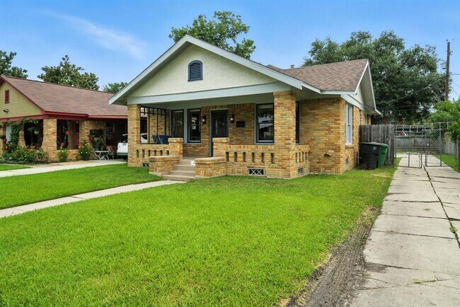 property at 1429 Munger St