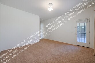 24016 N 164th Ave in Surprise, AZ - Building Photo - Building Photo