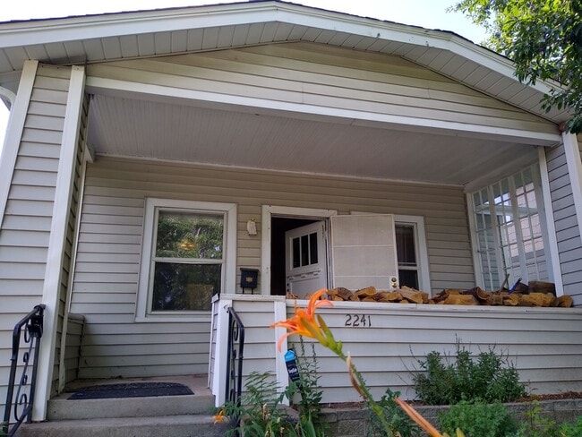 2241 S Ogden St in Denver, CO - Building Photo - Building Photo