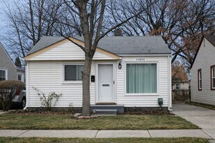 11055 Chapp Ave in Warren, MI - Building Photo