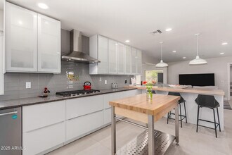 1416 W Orchid Ln in Phoenix, AZ - Building Photo - Building Photo