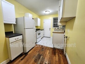 131 Hibiscus Ave in Savannah, GA - Building Photo - Building Photo