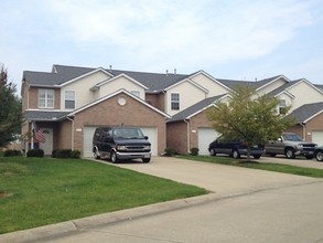 Otter Creek in Amelia, OH - Building Photo - Building Photo