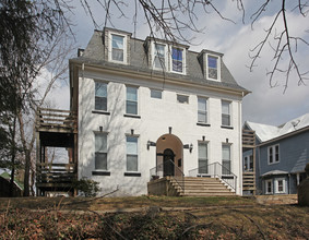 704/706 Gladstone Avenue in Baltimore, MD - Building Photo - Building Photo