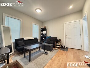 82 Newbury St in Somerville, MA - Building Photo - Building Photo