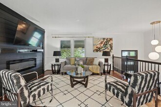 7910 Bayberry Dr in Alexandria, VA - Building Photo - Building Photo
