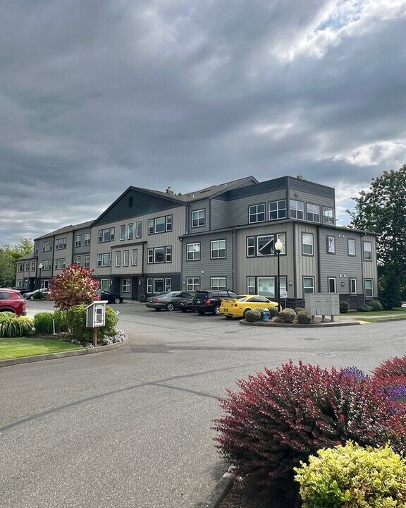 8872 Depot Rd in Lynden, WA - Building Photo