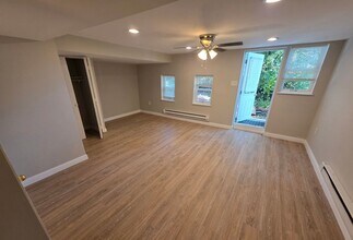 10903 Nandina Ct in Philadelphia, PA - Building Photo - Building Photo