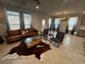 225 Line of Fire Way in Jarrell, TX - Building Photo - Building Photo