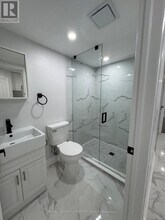 414 Perth Ave in Toronto, ON - Building Photo - Building Photo