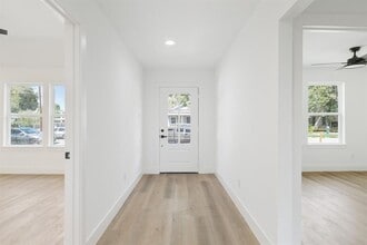 5338 Pease St in Houston, TX - Building Photo - Building Photo