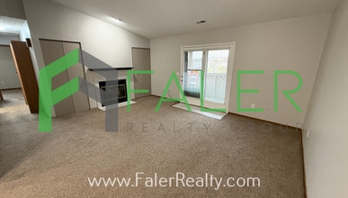 5249 Belle Isle Dr in Dayton, OH - Building Photo - Building Photo