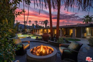 74085 Old Prospector Trail in Palm Desert, CA - Building Photo