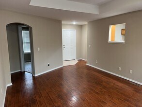 106 N Carlisle Dr in Nixa, MO - Building Photo - Building Photo